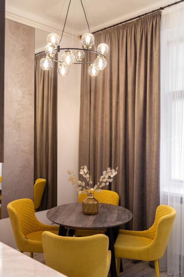 Avangard Franko* Art Apartment Lvov Exteriér fotografie